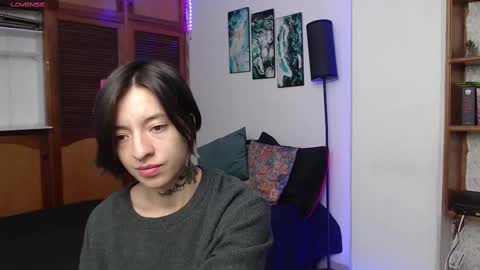 Snapshot of alicee_logan_ chatting on September 30, 3:00 am alicee_logan_ online show from September 30, 3:00 am
