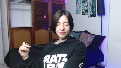 Snapshot of alicee_logan_ chatting on October 5, 1:59 am alicee_logan_ online show from October 5, 1:59 am