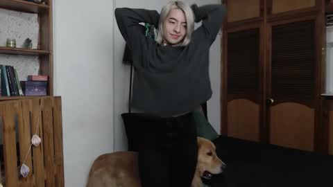 alicee_logan_ online show from March 11, 1:22 am