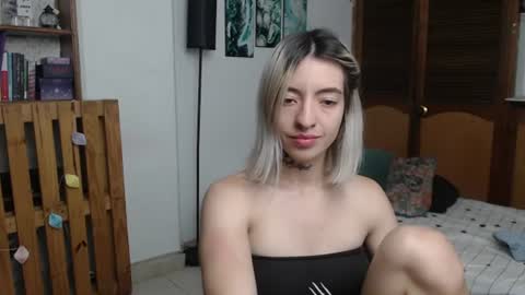 alicee_logan_ online show from July 3, 1:56 am