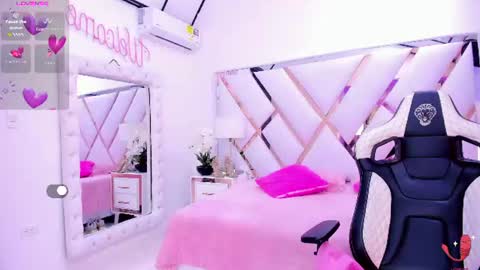 alicee online show from June 12, 12:26 pm