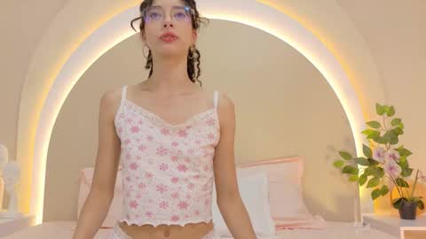 alice online show from November 18, 6:23 pm