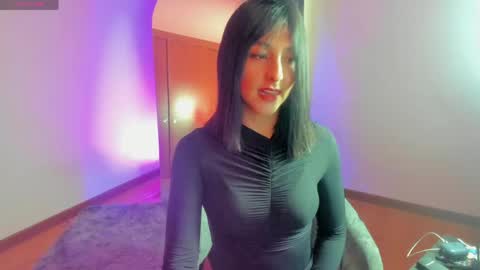 Alice online show from April 15, 6:37 pm