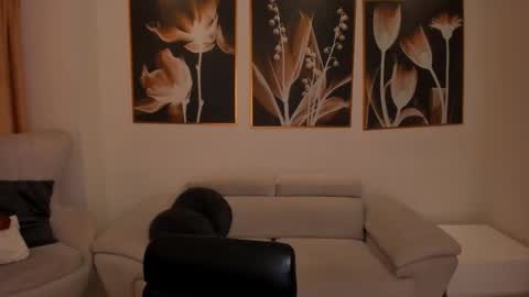 Alice online show from January 10, 11:34 am