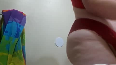 Snapshot of aliceinwonder6669 chatting on October 16, 10:33 pm Aliceinwonder6669 online show from October 16, 10:33 pm