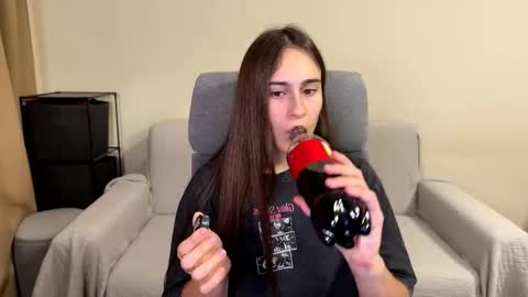 alicekollt online show from November 5, 5:24 pm