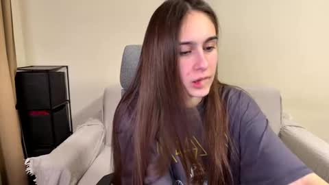 alicekollt online show from March 1, 8:11 pm