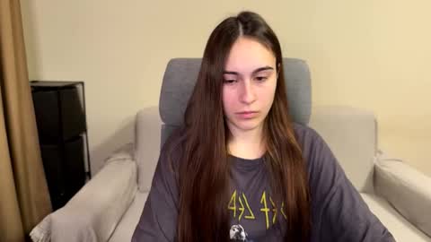 alicekollt online show from March 6, 8:27 pm