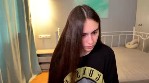 alicekollt online show from June 24, 3:22 pm