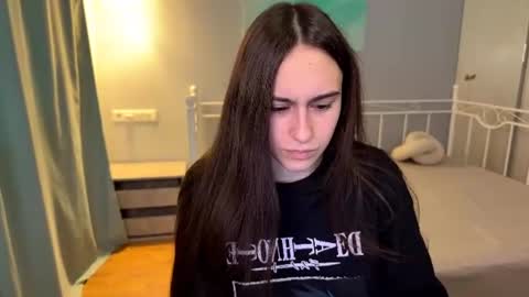 alicekollt online show from July 7, 2:43 pm