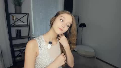 Serena online show from December 1, 7:46 am