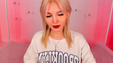 alicemonro online show from January 14, 1:33 am