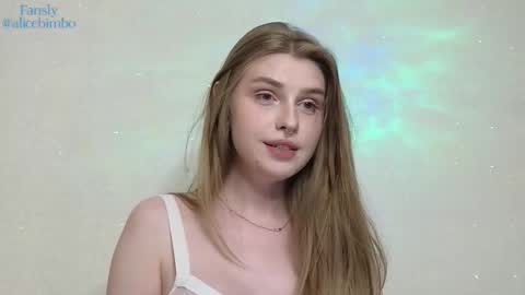 Alice online show from September 18, 6:21 pm