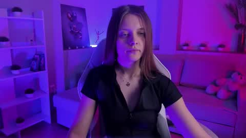 Alice online show from October 23, 2:22 am