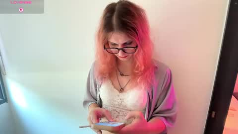 AlicePinkhead online show from July 21, 9:00 am