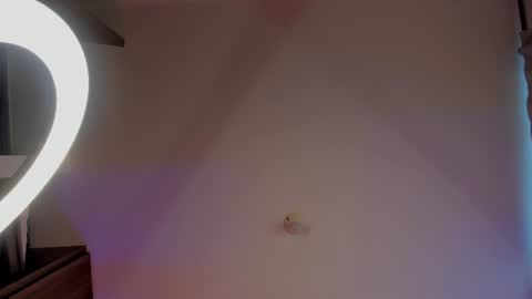 Snapshot of alicepoixxxon chatting on June 30, 10:44 pm ALICE online show from June 30, 10:44 pm