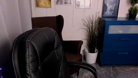 Alice online show from March 2, 6:51 pm