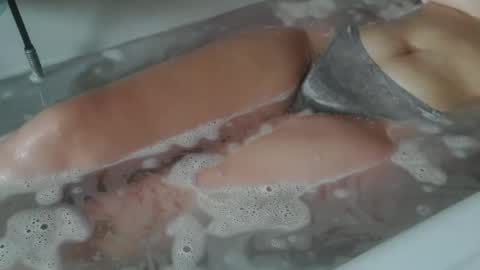 Snapshot of alicerabbithole03 chatting on January 25, 12:16 pm Alice online show from January 25, 12:16 pm