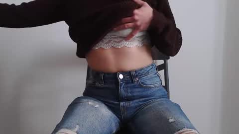 Snapshot of alicerabbithole03 chatting on January 11, 12:43 pm Alice online show from January 11, 12:43 pm