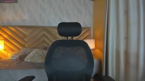 Alice online show from November 25, 9:04 pm