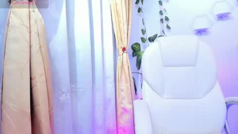 Alice online show from May 2, 3:33 am