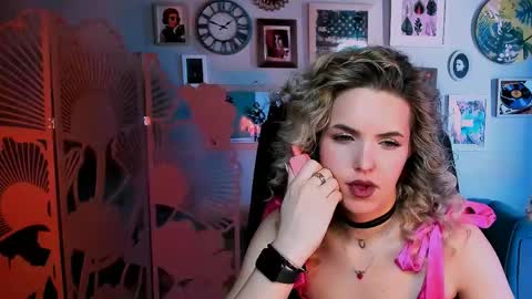 alicesmite online show from June 9, 1:12 pm