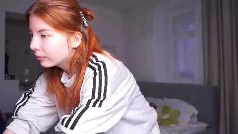 Snapshot of alicesosa chatting on December 1, 5:01 am Alice online show from December 1, 5:01 am