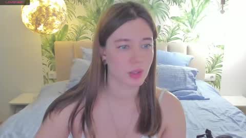 Alice online show from May 4, 4:14 pm