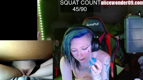 Snapshot of alicewonder52 chatting on February 22, 8:40 am Alice online show from February 22, 8:40 am