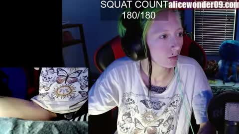 Snapshot of alicewonder52 chatting on September 26, 12:42 pm Alice online show from September 26, 12:42 pm