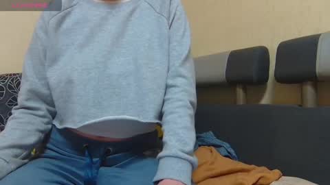 AliceWoolfy online show from April 19, 8:11 pm