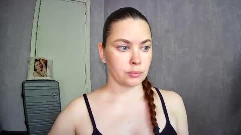AlicexFresh online show from June 21, 11:57 am
