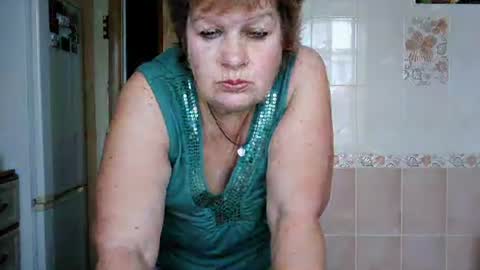 Snapshot of alicexmistress chatting on December 12, 9:30 am Alicexmistress online show from December 12, 9:30 am