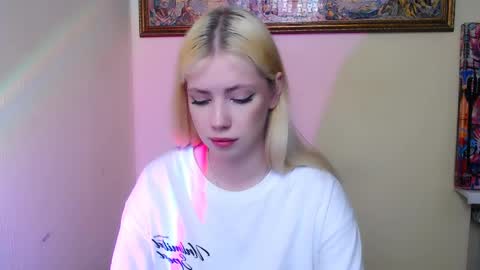 Alice online show from April 13, 9:48 am