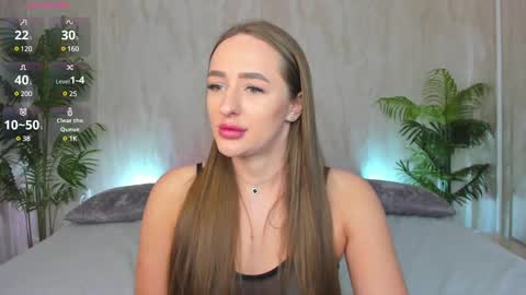 Mia online show from February 6, 2:22 am