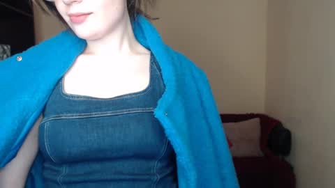 Alicia online show from February 8, 4:14 pm