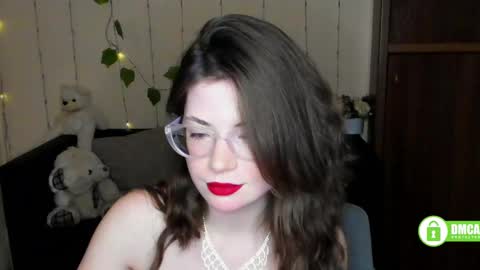 Alicia online show from February 14, 9:24 am