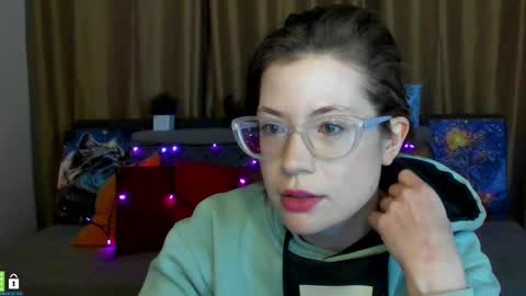 Alicia online show from February 16, 6:21 pm