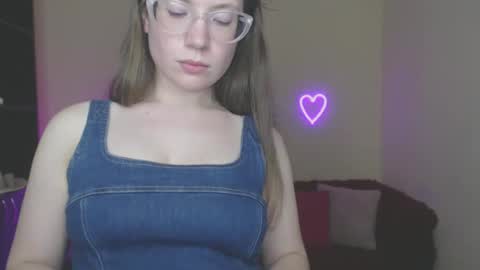 Alicia online show from February 22, 4:30 pm