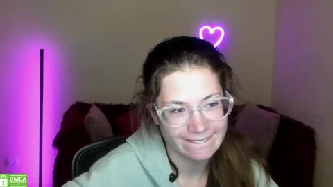 Alicia online show from September 10, 11:10 am