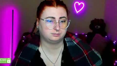 Alicia online show from February 6, 12:30 pm