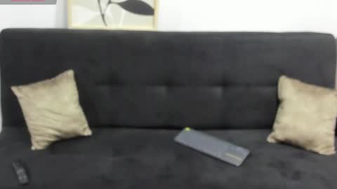 Alicia Thomson online show from April 7, 12:11 am