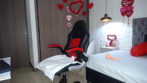 Ali online show from February 24, 3:42 pm