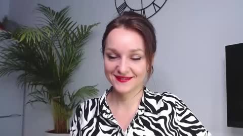 Alicia online show from January 8, 7:55 am