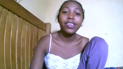 alicianah online show from September 22, 8:44 pm