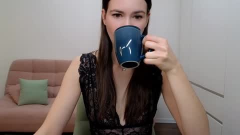 alicianoveli online show from February 1, 5:28 am