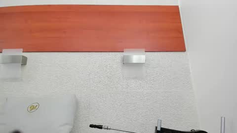 im tutti online show from November 21, 1:26 am