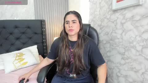 alicya online show from April 15, 12:01 pm