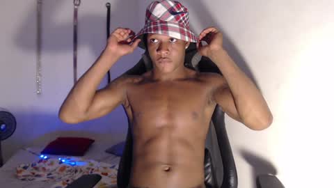 Snapshot of alid_17 chatting on December 17, 6:31 pm Alid 17 online show from December 17, 6:31 pm