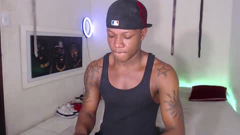 Snapshot of alid_17 chatting on December 27, 11:42 pm Alid 17 online show from December 27, 11:42 pm